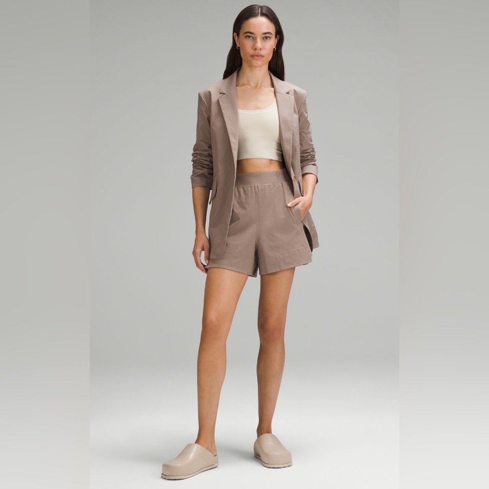 Lululemon Women's Relaxed Fit Twill Blazer Size M TPTC - Picture 2 of 4